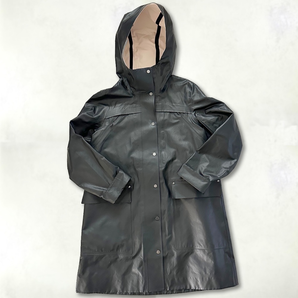 Lululemon Women Into the Drizzle Hooded Rain/Wind Proof Jacket Black, Size 4